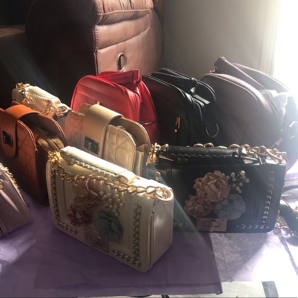 Hand bag bundle - Picture 3 of 5